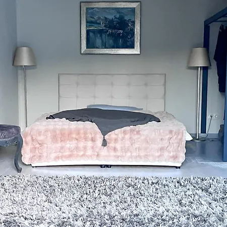 Spa Lodge * レンティ