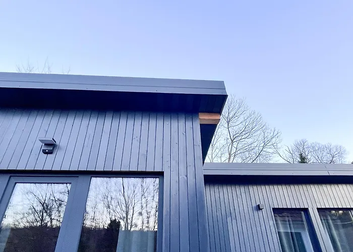 Spa Lodge בית נופש לנטי